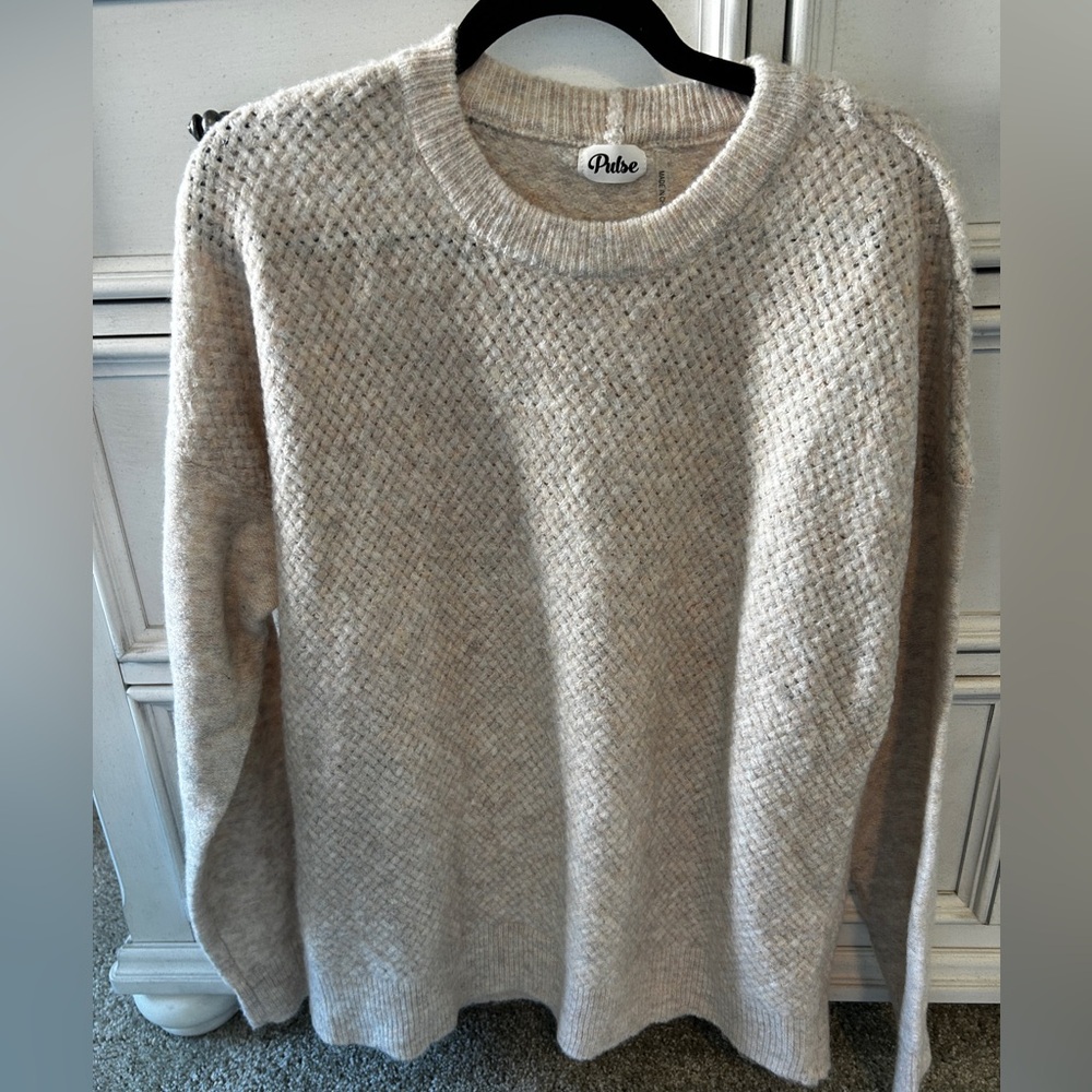 Pulse super soft XL woven sweater